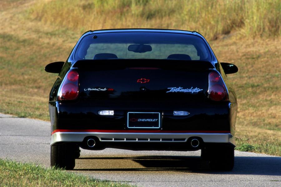  Chevrolet Monte Carlo SS 2000 года  (фото 9 из 35)